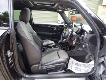 MINI Hatch 1.5 Cooper Steptronic Euro 6 (s/s) 3dr