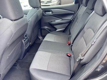 Nissan Qashqai 1.3 DIG-T MHEV N-Connecta Euro 6 (s/s) 5dr