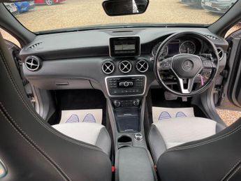 Mercedes-Benz A Class 1.8 A180 CDI SE 7G-DCT Euro 5 (s/s) 5dr