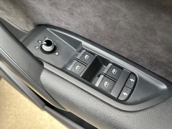 Audi Q5 2.0 TDI S line S Tronic quattro Euro 6 (s/s) 5dr