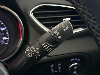 Vauxhall Grandland X 1.2 Turbo Sport Nav Auto Euro 6 (s/s) 5dr