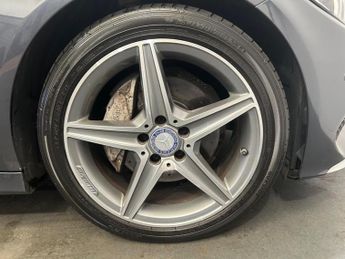 Mercedes-Benz C Class 2.1 C220d AMG Line (Premium) 7G-Tronic+ Euro 6 (s/s) 5dr