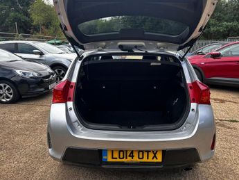 Toyota Auris 1.6 V-Matic Icon Plus Multidrive S Euro 5 5dr