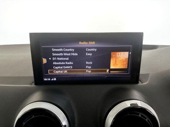 Audi Q2 1.0 TFSI 30 S line Euro 6 (s/s) 5dr