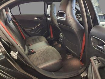 Mercedes-Benz A Class 2.0 A250 AMG (Premium) 7G-DCT 4MATIC Euro 6 (s/s) 5dr