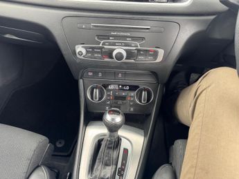Audi Q3 1.4 TFSI CoD S line S Tronic Euro 6 (s/s) 5dr (Nav)