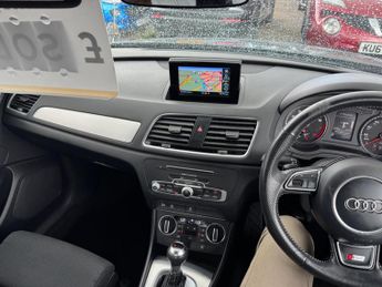 Audi Q3 1.4 TFSI CoD S line S Tronic Euro 6 (s/s) 5dr (Nav)