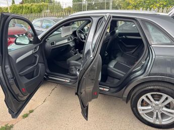 Audi Q3 1.4 TFSI CoD S line S Tronic Euro 6 (s/s) 5dr (Nav)
