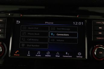 Nissan Qashqai 1.3 DIG-T N-Connecta Euro 6 (s/s) 5dr