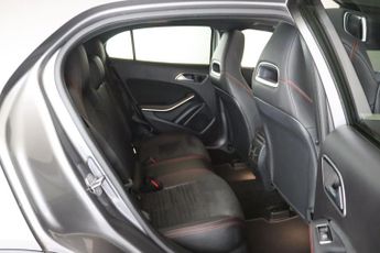 Mercedes-Benz GLA 1.6 GLA200 AMG Line Edition (Plus) Euro 6 (s/s) 5dr