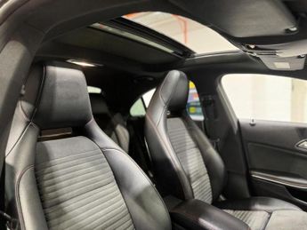 Mercedes-Benz CLA 2.1 CLA220d AMG Line Night Edition (Plus) Coupe 7G-DCT Euro 6 (s