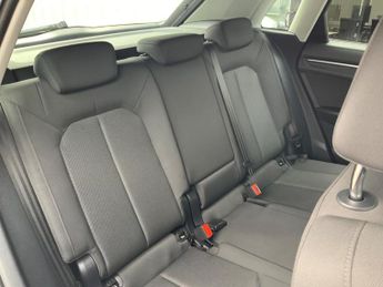 Audi Q3 2.0 TDI 35 Sport quattro Euro 6 (s/s) 5dr