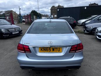 Mercedes-Benz E Class 2.1 E220 BlueTEC AMG Night Edition G-Tronic+ Euro 6 (s/s) 4dr