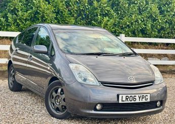 Toyota Prius 1.5 T Spirit CVT 5dr