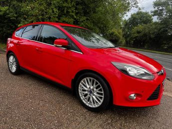 Ford Focus 1.0T EcoBoost Zetec Euro 5 (s/s) 5dr