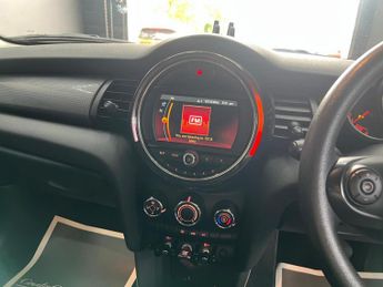 MINI Hatch 1.5 Cooper Classic Steptronic Euro 6 (s/s) 5dr