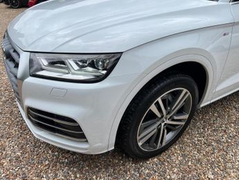 Audi Q5 2.0 TDI 40 S line S Tronic quattro Euro 6 (s/s) 5dr
