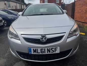 Vauxhall Astra 1.7 CDTi ecoFLEX Exclusiv Sports Tourer Euro 5 5dr