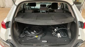 Hyundai KONA 64kWh Premium Auto 5dr (10.5kW Charger)