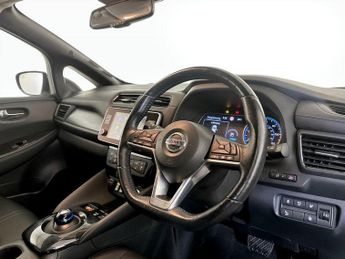 Nissan Leaf 40kWh N-Connecta Auto 5dr