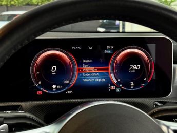 Mercedes-Benz CLA 1.3 CLA200 AMG Line (Premium) Coupe 7G-DCT Euro 6 (s/s) 4dr