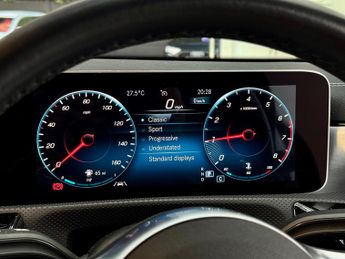 Mercedes-Benz CLA 1.3 CLA200 AMG Line (Premium) Coupe 7G-DCT Euro 6 (s/s) 4dr