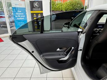 Mercedes-Benz CLA 1.3 CLA200 AMG Line (Premium) Coupe 7G-DCT Euro 6 (s/s) 4dr
