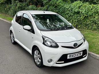 Toyota AYGO 1.0 VVT-i Fire Euro 5 5dr
