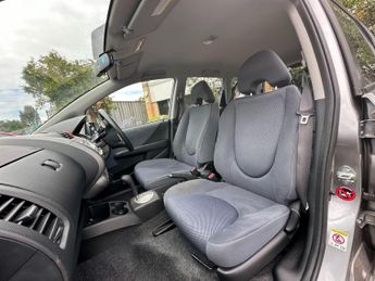 Honda Jazz 1.4 i-DSI SE CVT-7 5dr