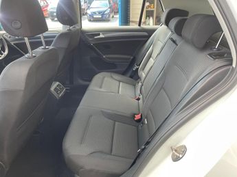 Volkswagen Golf 1.0 TSI SE Nav DSG Euro 6 (s/s) 5dr