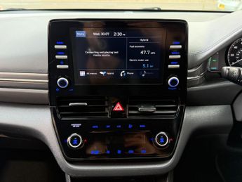 Hyundai IONIQ 1.6 h-GDi Premium SE DCT Euro 6 (s/s) 5dr