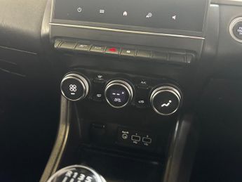 Renault Captur 1.0 TCe Iconic Edition Euro 6 (s/s) 5dr