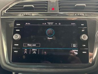 Volkswagen Tiguan 2.0 TDI R-Line DSG 4Motion Euro 6 (s/s) 5dr