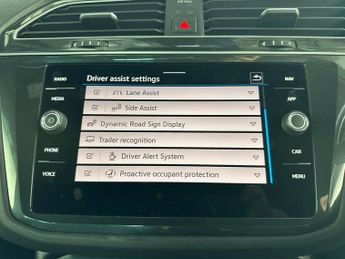 Volkswagen Tiguan 2.0 TDI R-Line DSG 4Motion Euro 6 (s/s) 5dr