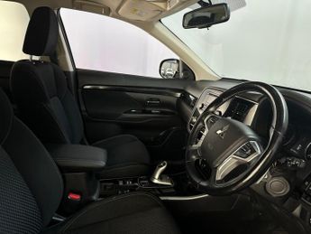 Mitsubishi Outlander 2.4h TwinMotor 13.8kWh Verve CVT 4WD Euro 6 (s/s) 5dr