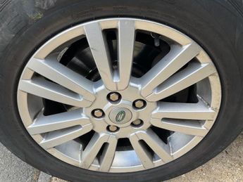Land Rover Discovery 4 3.0 SD V6 GS Auto 4WD Euro 5 5dr