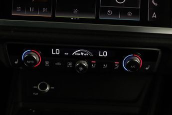 Audi Q3 1.5 TFSI CoD 35 Black Edition S Tronic Euro 6 (s/s) 5dr