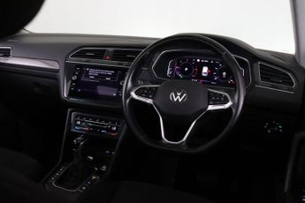 Volkswagen Tiguan 2.0 TDI Elegance DSG Euro 6 (s/s) 5dr