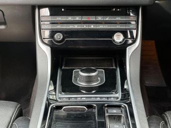 Jaguar XF 3.0d V6 S Auto Euro 6 (s/s) 4dr