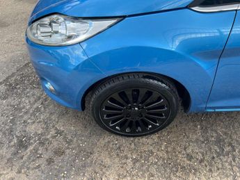 Ford Fiesta 1.4 Titanium 5dr