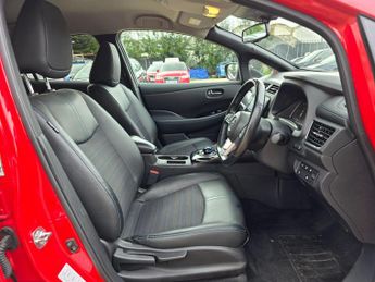 Nissan Leaf 40kWh N-Connecta Auto 5dr