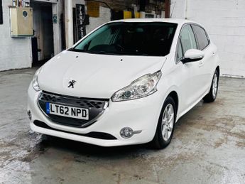 Peugeot 208 1.4 e-HDi Allure EGC Euro 5 (s/s) 5dr