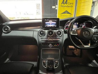 Mercedes-Benz C Class 2.1 C220d AMG Line (Premium) G-Tronic+ Euro 6 (s/s) 4dr
