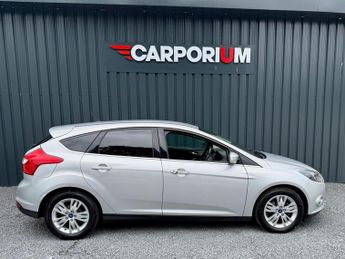 Ford Focus 1.0T EcoBoost Titanium Navigator Euro 5 (s/s) 5dr