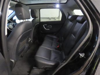 Land Rover Discovery Sport 2.0 TD4 HSE Black Auto 4WD Euro 6 (s/s) 5dr