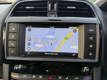 Jaguar F-PACE 2.0 D180 Prestige Auto AWD Euro 6 (s/s) 5dr
