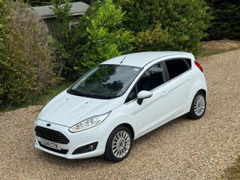 Ford Fiesta 1.0T EcoBoost Titanium Euro 5 (s/s) 5dr