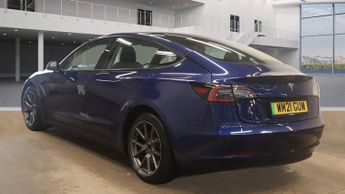 Tesla Model 3 Standard Range Plus Auto RWD 4dr