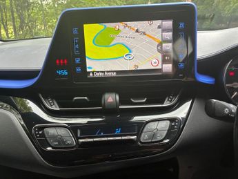 Toyota C-HR 1.8 VVT-h Dynamic CVT Euro 6 (s/s) 5dr