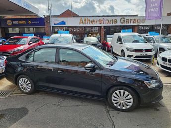Volkswagen Jetta 1.6 TDI BlueMotion Tech S DSG Euro 5 (s/s) 4dr